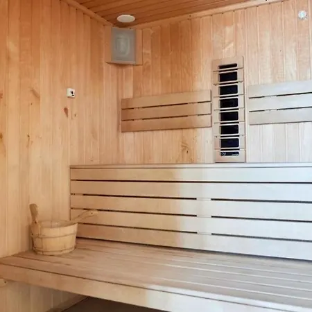 Fabulous Beach & Spa Premium 20m De Plaja アパート