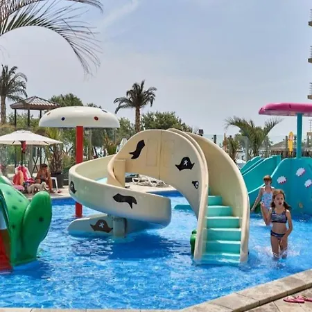 شقة Fabulous Beach & Spa Premium 20m De Plaja *